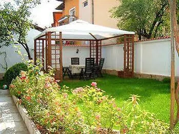 La Casa ゲストハウス *